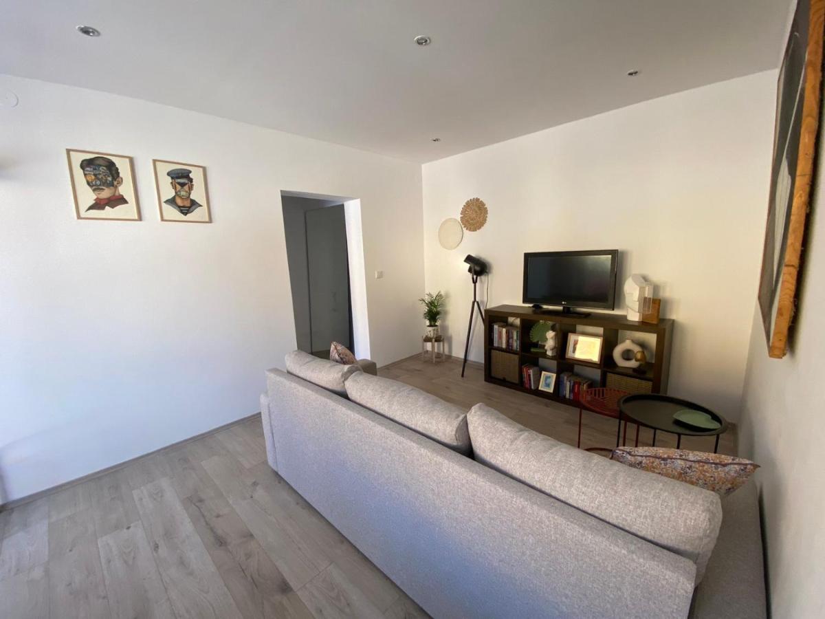 Ferienwohnung Apartman Cukar Pula Exterior foto